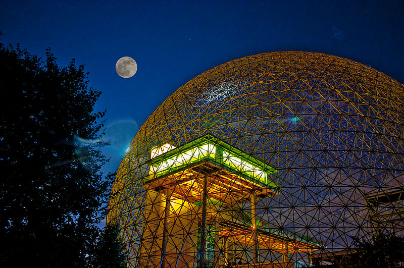 images_Index/index_WC_Hamidreza_Montreal_Biosphere_at_night.jpg