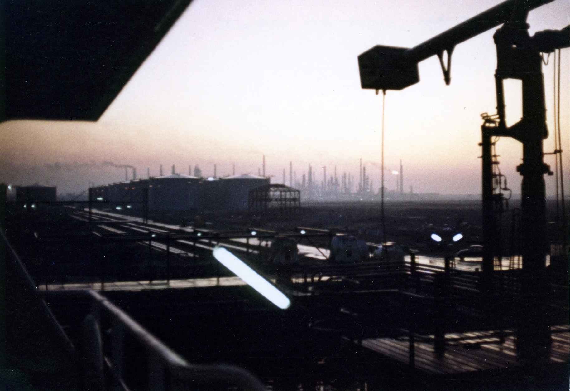 images_my_ideas_19/19_WTN_1966-11_Asprella_Pernis_oil_refinery_Rotterdam.jpg