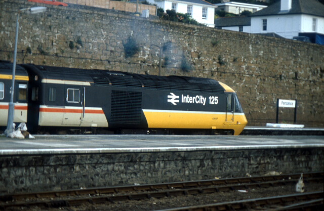 images_my_ideas_28/28_WC_Patrick_GUEULLE_Intercity_125_Train_Penzance_UK.jpg